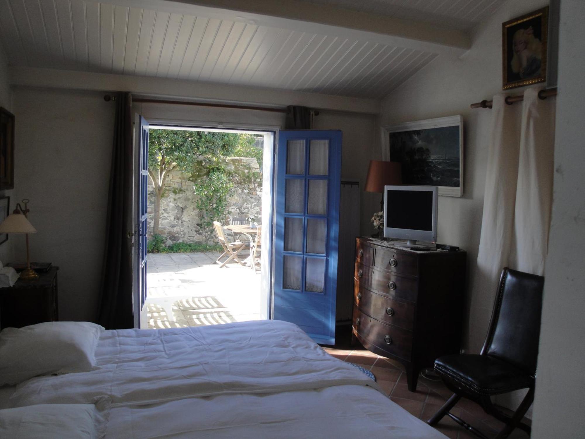 Le Buzet Bleu Bed & Breakfast Noirmoutier-en-l'Ile Eksteriør bilde